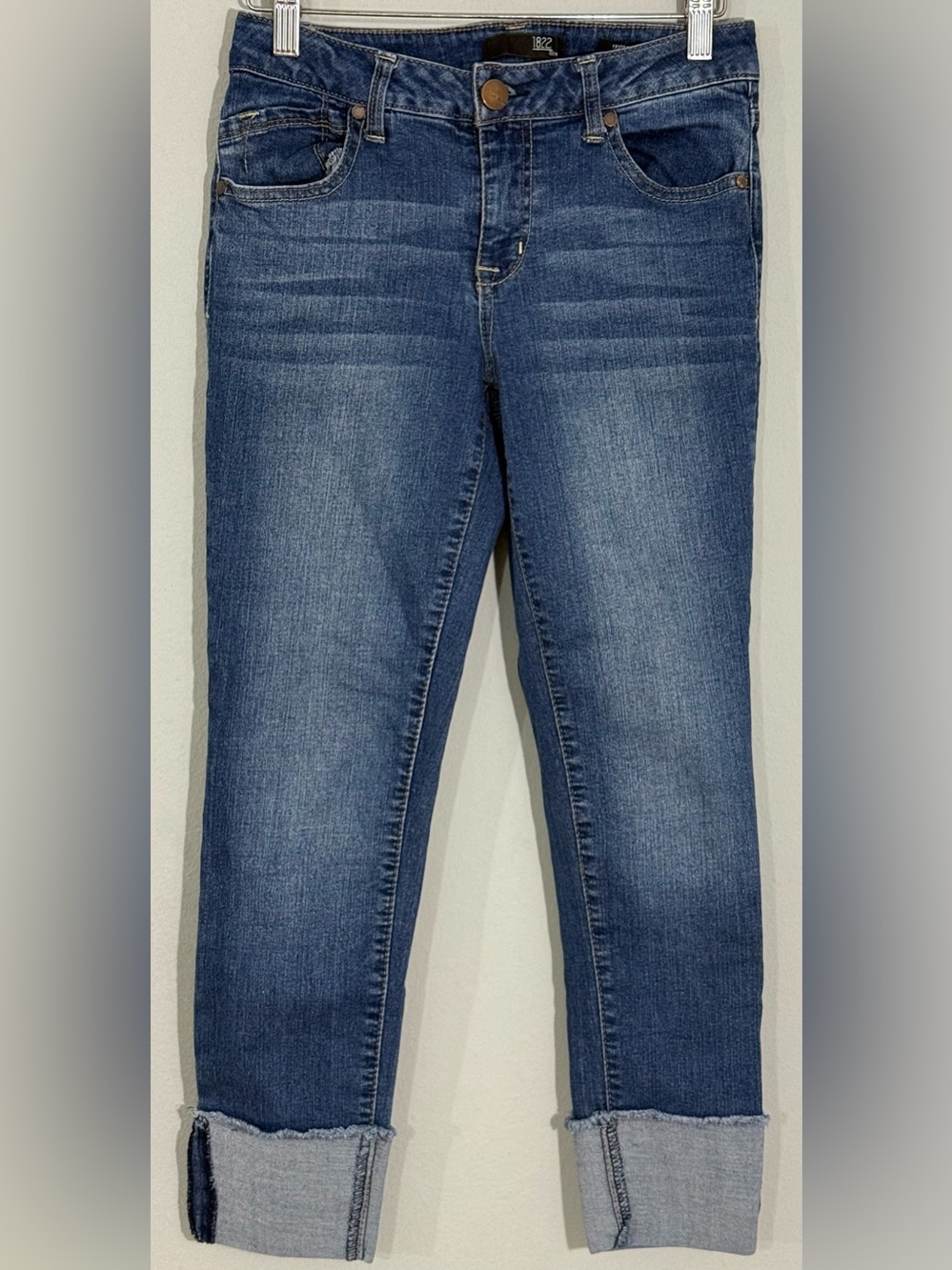 1822 Denim Taylor Cuffed Cropped Jeans Size 4 Medium Wash Stretch
